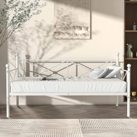 Twin size Heavy Duty Metal Daybed Frame in Classic White Finish